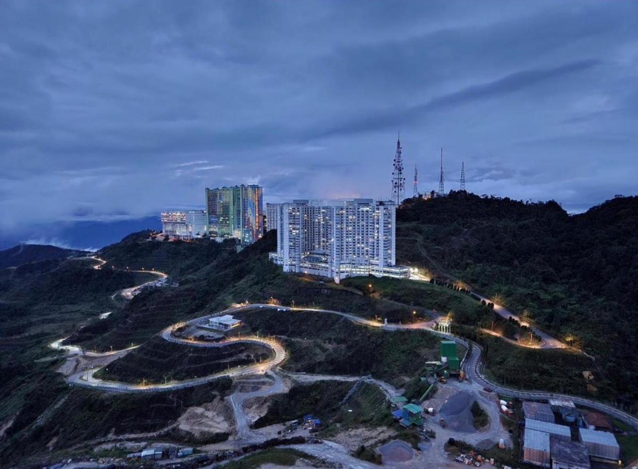 Hilltop Cloud View Genting Luxury Suite Genting Highlands Eksteriør bilde